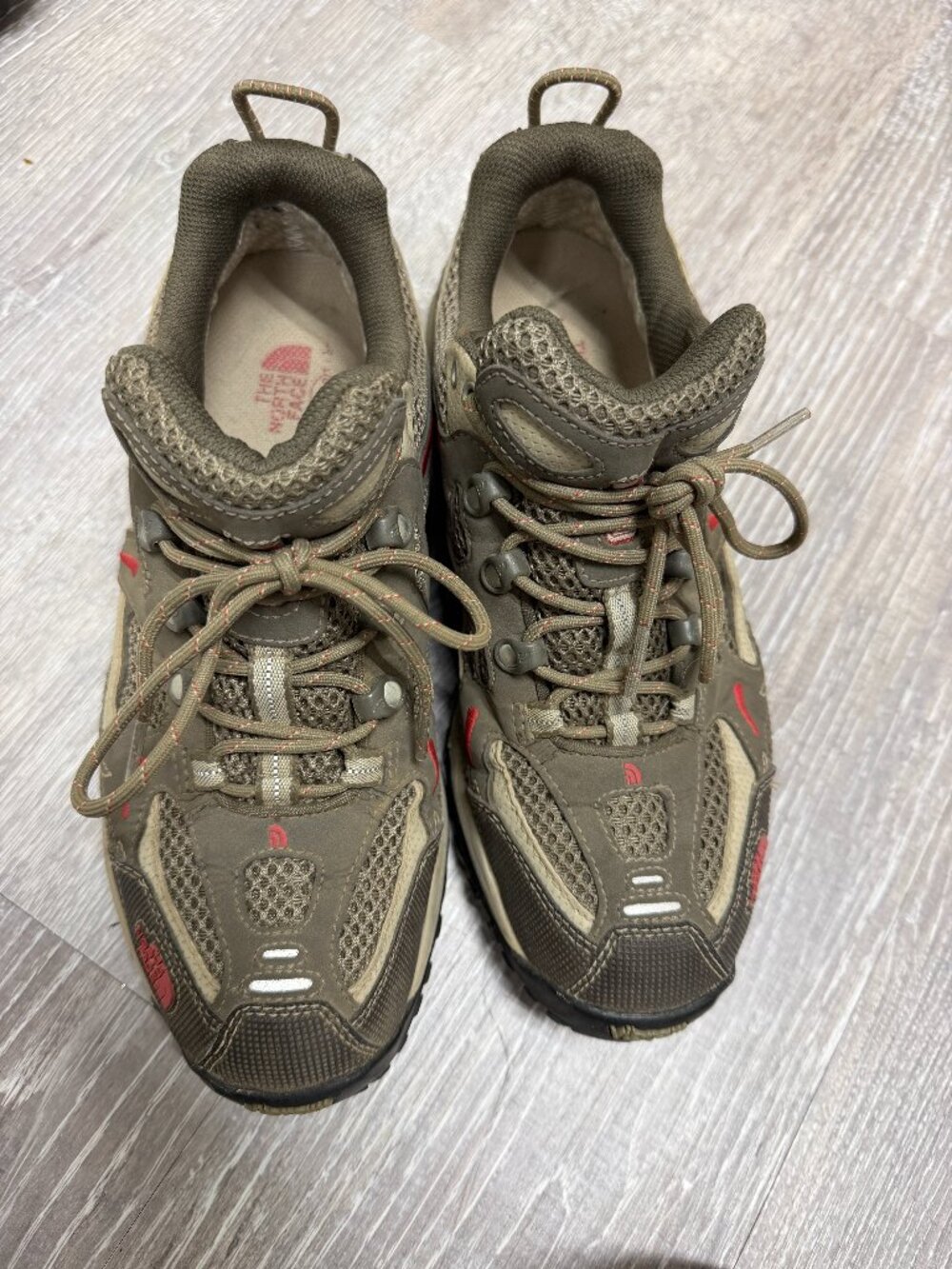 Great condition Northface outdoor boots